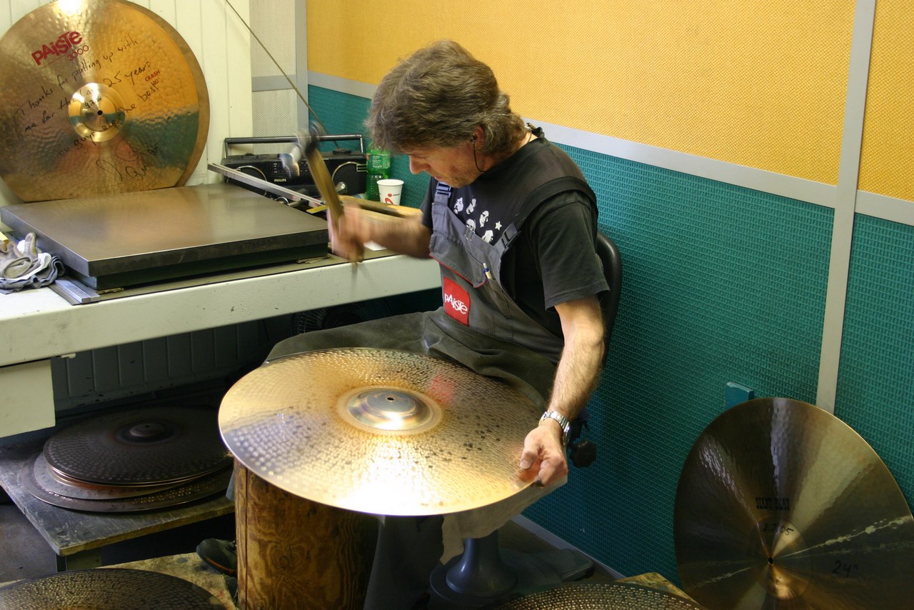 paiste-philosophy-and-manufacturing-part2-17