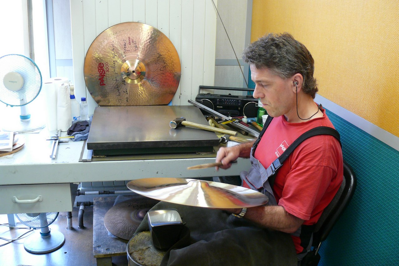 paiste-philosophy-and-manufacturing-part2-21